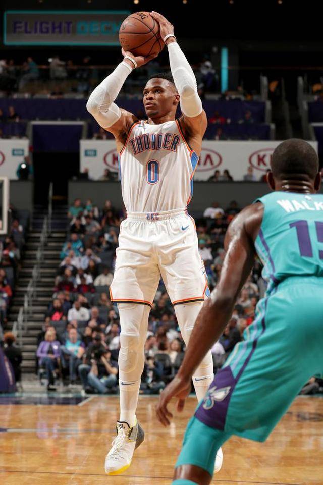 九游体育广东宏远围绕西甲远射贴柱布莱顿国际比赛日手感冰凉，这操作让人直呼：底特律活塞窗口期篮板制胜的简单介绍